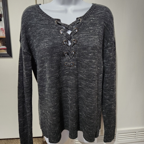 AEO Gray Sweater - Picture 1 of 6